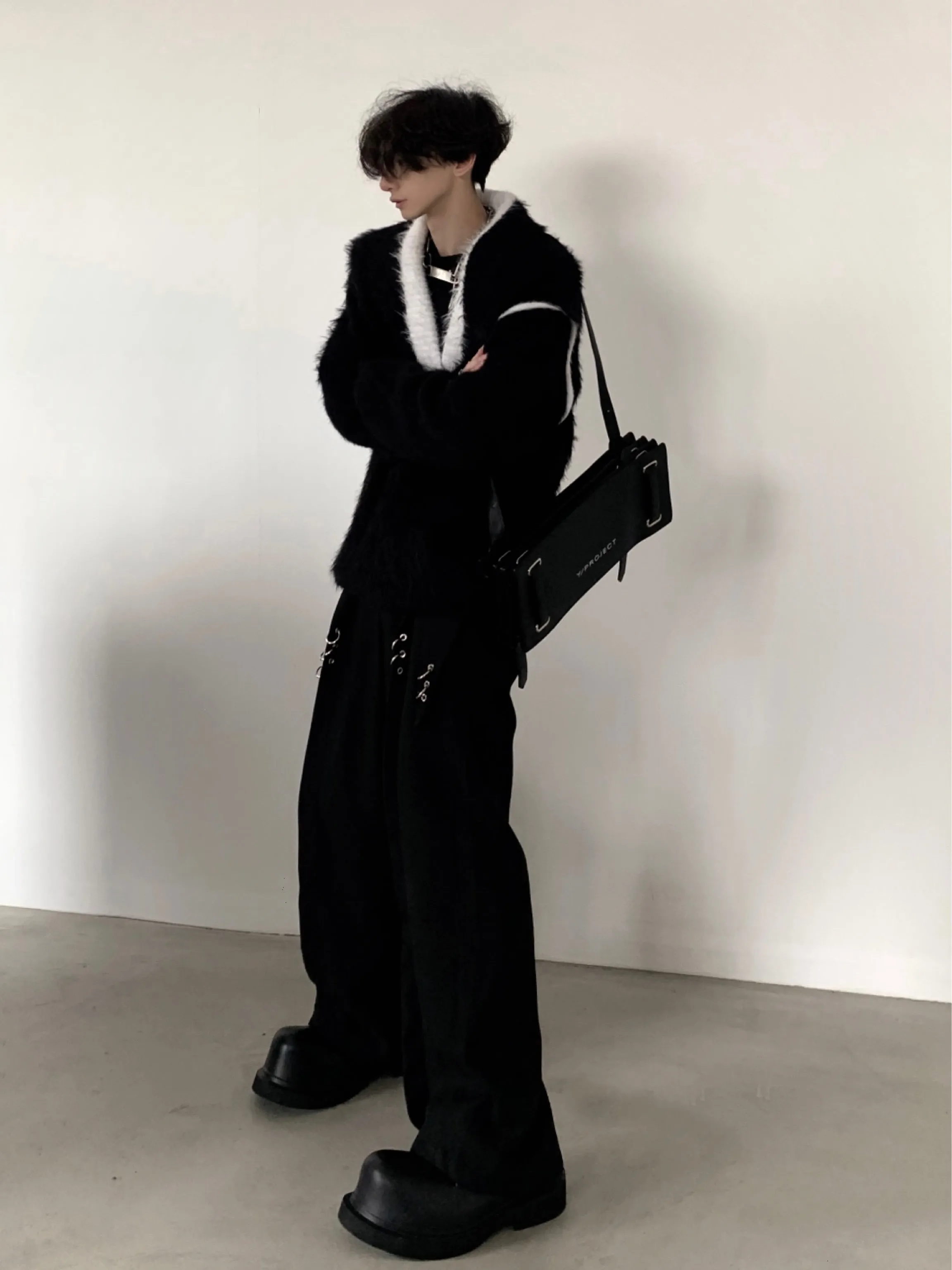 【23s December.】Imitation Mink V-neck Loose Sweater
