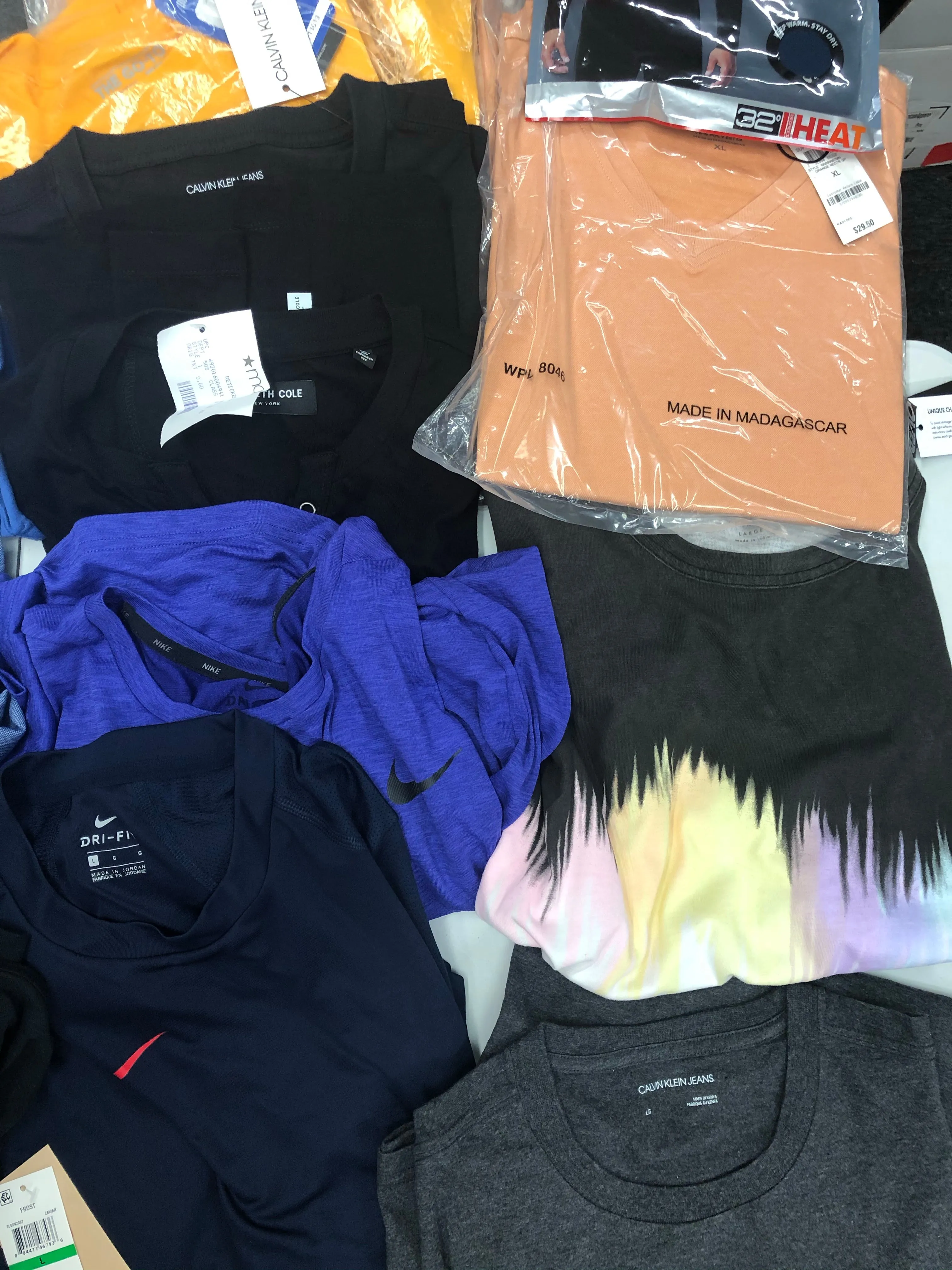 Men's Clothing Top Wholesale Lot, Puma, Adidas, Levi's, Nike, Tommy Bahama, Calvin Klein, Tasso Elba, Guess, and more, 23 Units, Shelf Pulls, MSRP $808.57